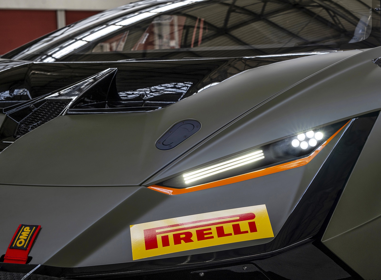 2022 Lamborghini Huracán Super Trofeo EVO2 Headlight Wallpapers (13)