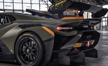 2022 Lamborghini Huracán Super Trofeo EVO2 Spoiler Wallpapers 450x275 (15)
