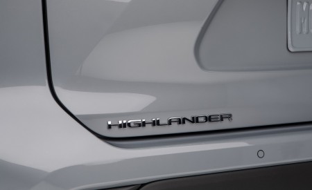 2022 Toyota Highlander Bronze Edition Detail Wallpapers 450x275 (12)