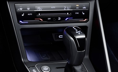 2022 Volkswagen Polo Interior Detail Wallpapers  450x275 (38)