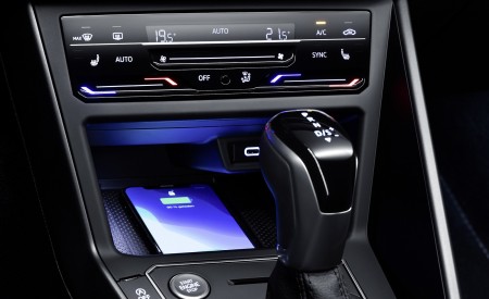 2022 Volkswagen Polo Interior Detail Wallpapers  450x275 (39)