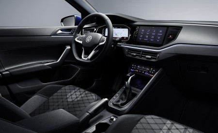 2022 Volkswagen Polo Interior Wallpapers 450x275 (29)