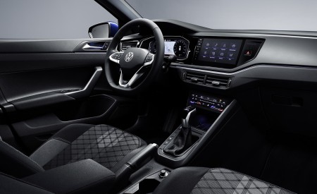 2022 Volkswagen Polo Interior Wallpapers  450x275 (30)