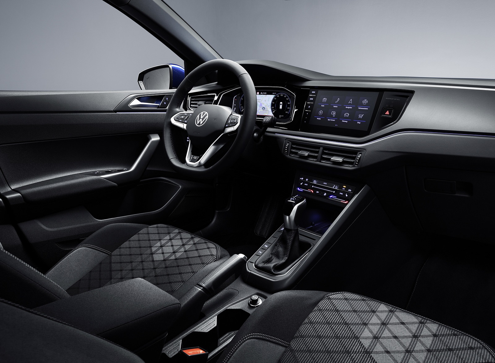 2022 Volkswagen Polo Interior Wallpapers  #30 of 46