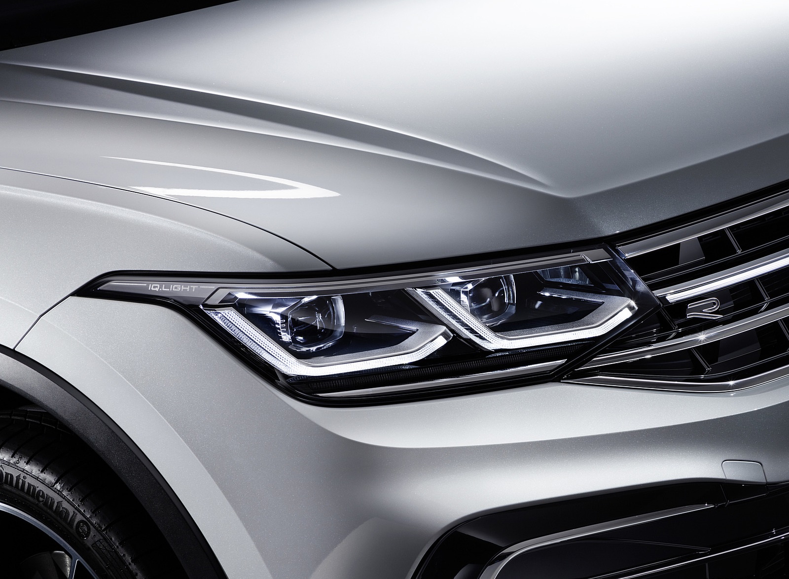 2022 Volkswagen Tiguan Allspace Headlight Wallpapers (11)