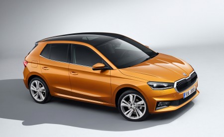 2022 Škoda Fabia Front Three-Quarter Wallpapers 450x275 (127)