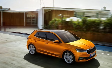 2022 Škoda Fabia Front Three-Quarter Wallpapers 450x275 (123)