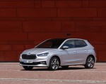 2022 Škoda Fabia Front Three-Quarter Wallpapers 150x120