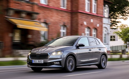 2022 Škoda Fabia Front Three-Quarter Wallpapers 450x275 (108)