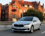 2022 Škoda Fabia Front Three-Quarter Wallpapers 150x120