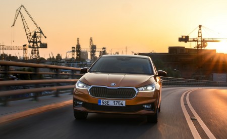 2022 Škoda Fabia Front Wallpapers  450x275 (13)