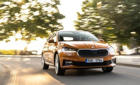 2022 Škoda Fabia Front Wallpapers  450x275 (6)