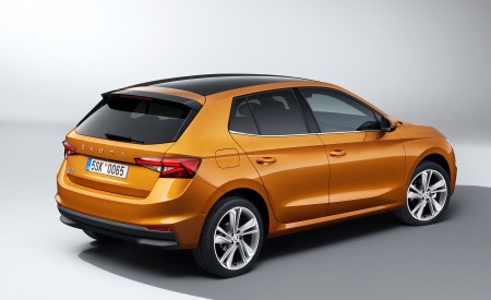 2022 Škoda Fabia Rear Three-Quarter Wallpapers 450x275 (130)