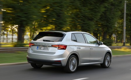 2022 Škoda Fabia Rear Three-Quarter Wallpapers 450x275 (74)