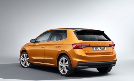 2022 Škoda Fabia Rear Three-Quarter Wallpapers 450x275 (131)