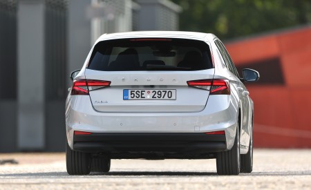 2022 Škoda Fabia Rear Wallpapers 450x275 (83)