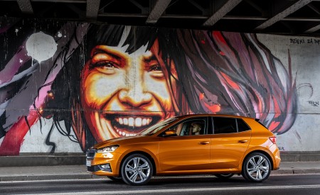 2022 Škoda Fabia Side Wallpapers 450x275 (22)