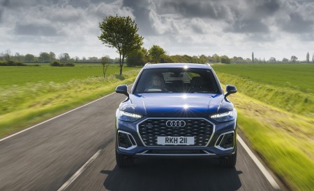 2021 Audi Q5 Sportback (UK-Spec) Front Wallpapers 450x275 (17)