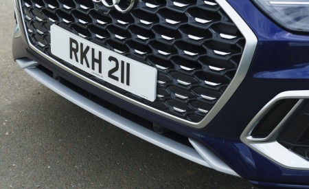 2021 Audi Q5 Sportback (UK-Spec) Grill Wallpapers  450x275 (54)