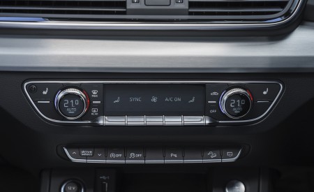 2021 Audi Q5 Sportback (UK-Spec) Interior Detail Wallpapers  450x275 (88)