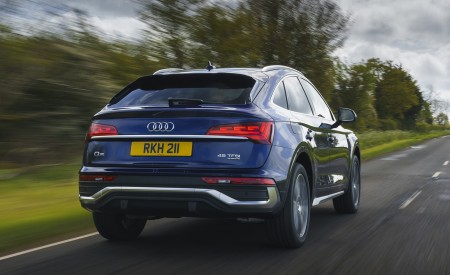 2021 Audi Q5 Sportback (UK-Spec) Rear Wallpapers  450x275 (21)