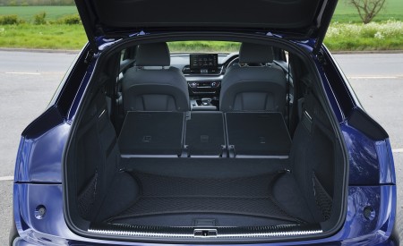 2021 Audi Q5 Sportback (UK-Spec) Trunk Wallpapers 450x275 (97)