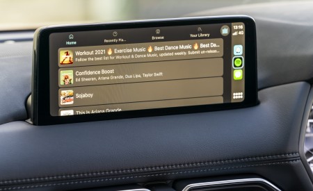 2021 Mazda CX-5 Kuro Edition Central Console Wallpapers 450x275 (69)