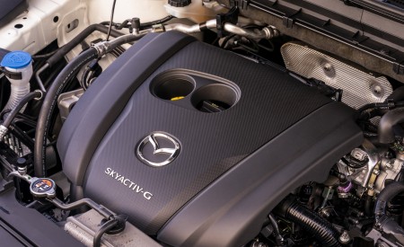 2021 Mazda CX-5 Kuro Edition Engine Wallpapers 450x275 (66)