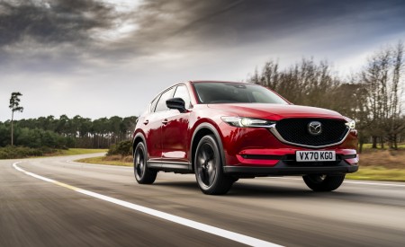 2021 Mazda CX-5 Kuro Edition Front Three-Quarter Wallpapers 450x275 (20)
