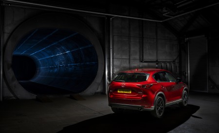 2021 Mazda CX-5 Kuro Edition Rear Three-Quarter Wallpapers 450x275 (55)