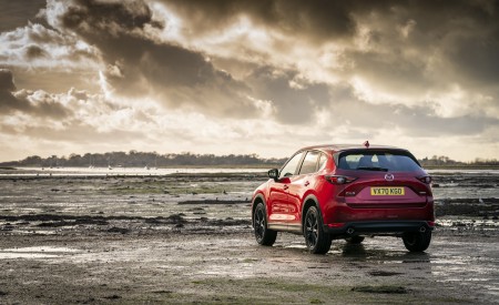 2021 Mazda CX-5 Kuro Edition Rear Wallpapers 450x275 (51)
