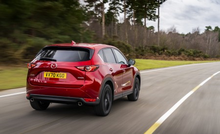 2021 Mazda CX-5 Kuro Edition Rear Wallpapers 450x275 (32)