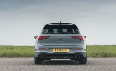2021 Volkswagen Golf GTI Mk VIII Clubsport 45 (UK-Spec) Rear Wallpapers 450x275 (34)