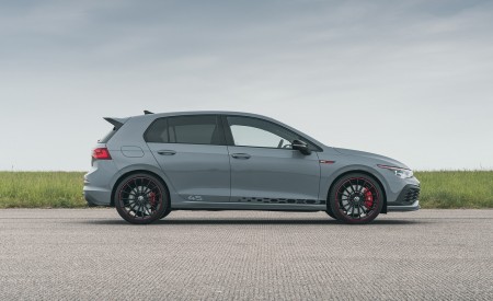 2021 Volkswagen Golf GTI Mk VIII Clubsport 45 (UK-Spec) Side Wallpapers 450x275 (35)