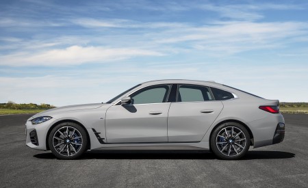 2022 BMW 4 Series 430i Gran Coupé Side Wallpapers 450x275 (27)