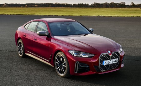 2022 BMW 4 Series M440i xDrive Gran Coupé Front Three-Quarter Wallpapers 450x275 (125)