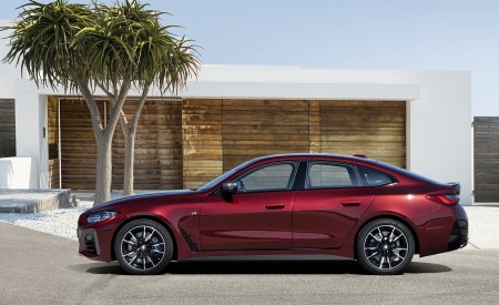 2022 BMW 4 Series M440i xDrive Gran Coupé Side Wallpapers 450x275 (132)