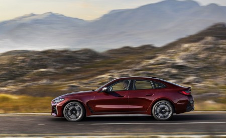 2022 BMW 4 Series M440i xDrive Gran Coupé Side Wallpapers 450x275 (118)