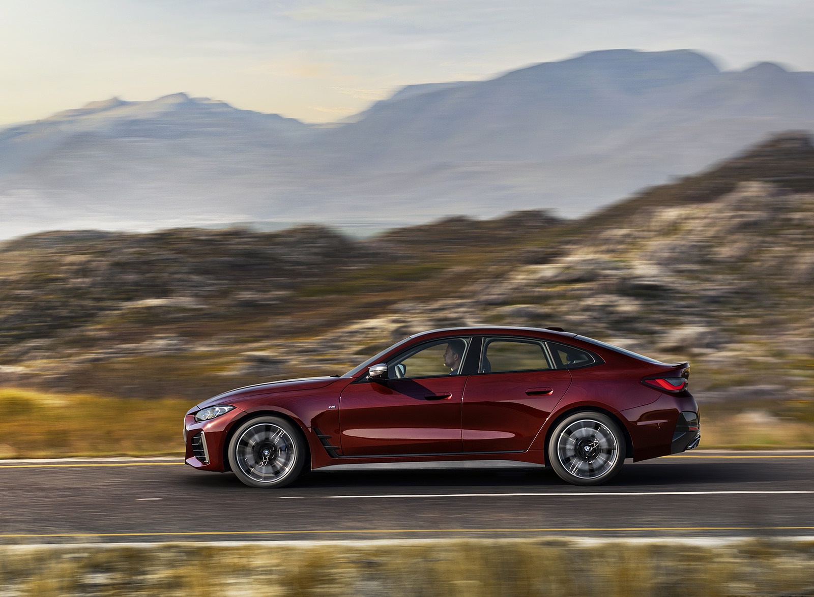 2022 BMW 4 Series M440i xDrive Gran Coupé Side Wallpapers (8)