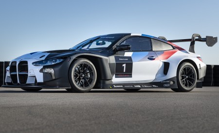 2022 BMW M4 GT3 Front Three-Quarter Wallpapers  450x275 (17)