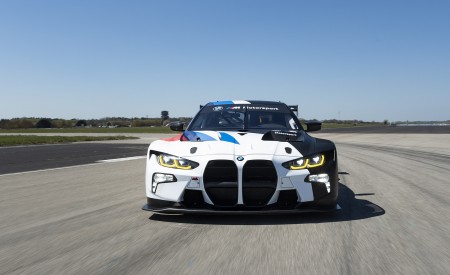 2022 BMW M4 GT3 Front Wallpapers 450x275 (8)