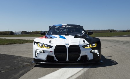 2022 BMW M4 GT3 Front Wallpapers 450x275 (6)