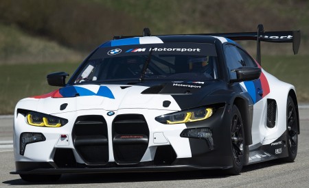 2022 BMW M4 GT3 Front Wallpapers 450x275 (19)