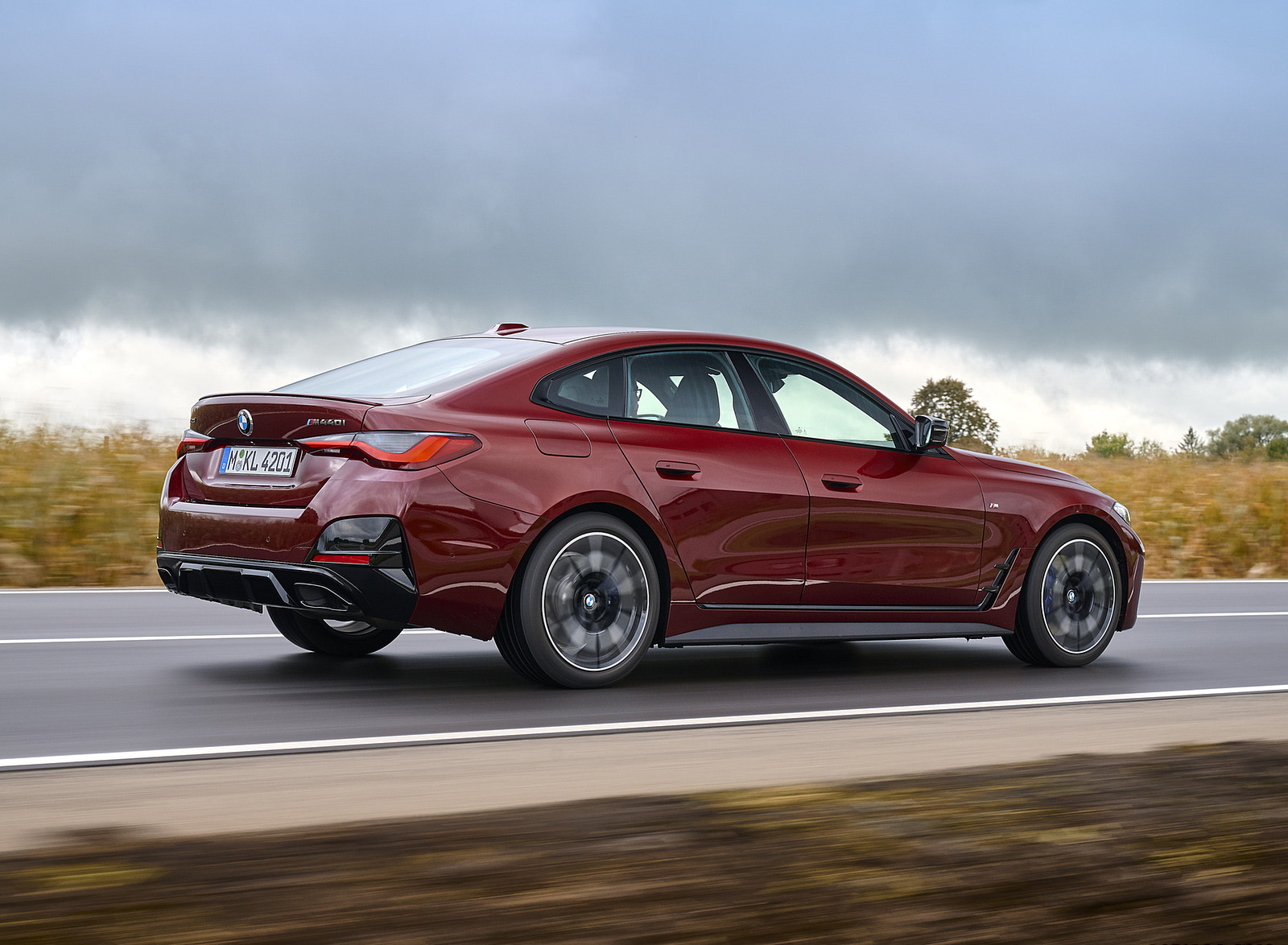 2022 BMW M440i xDrive Gran Coupe (Color: Aventurine Red) Rear Three-Quarter Wallpapers (11)