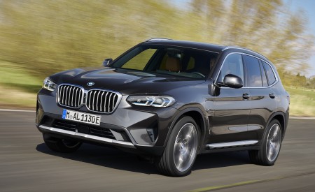 2022 BMW X3 Front Three-Quarter Wallpapers 450x275 (76)