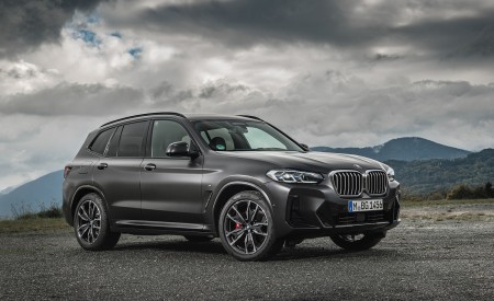 2022 BMW X3 Front Three-Quarter Wallpapers 450x275 (36)