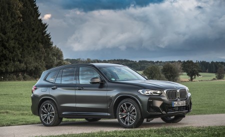 2022 BMW X3 Front Three-Quarter Wallpapers 450x275 (21)