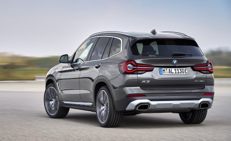 2022 BMW X3 Rear Three-Quarter Wallpapers  450x275 (79)