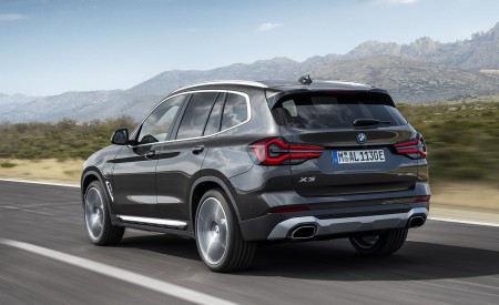 2022 BMW X3 Rear Three-Quarter Wallpapers 450x275 (70)