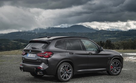 2022 BMW X3 Rear Three-Quarter Wallpapers 450x275 (44)